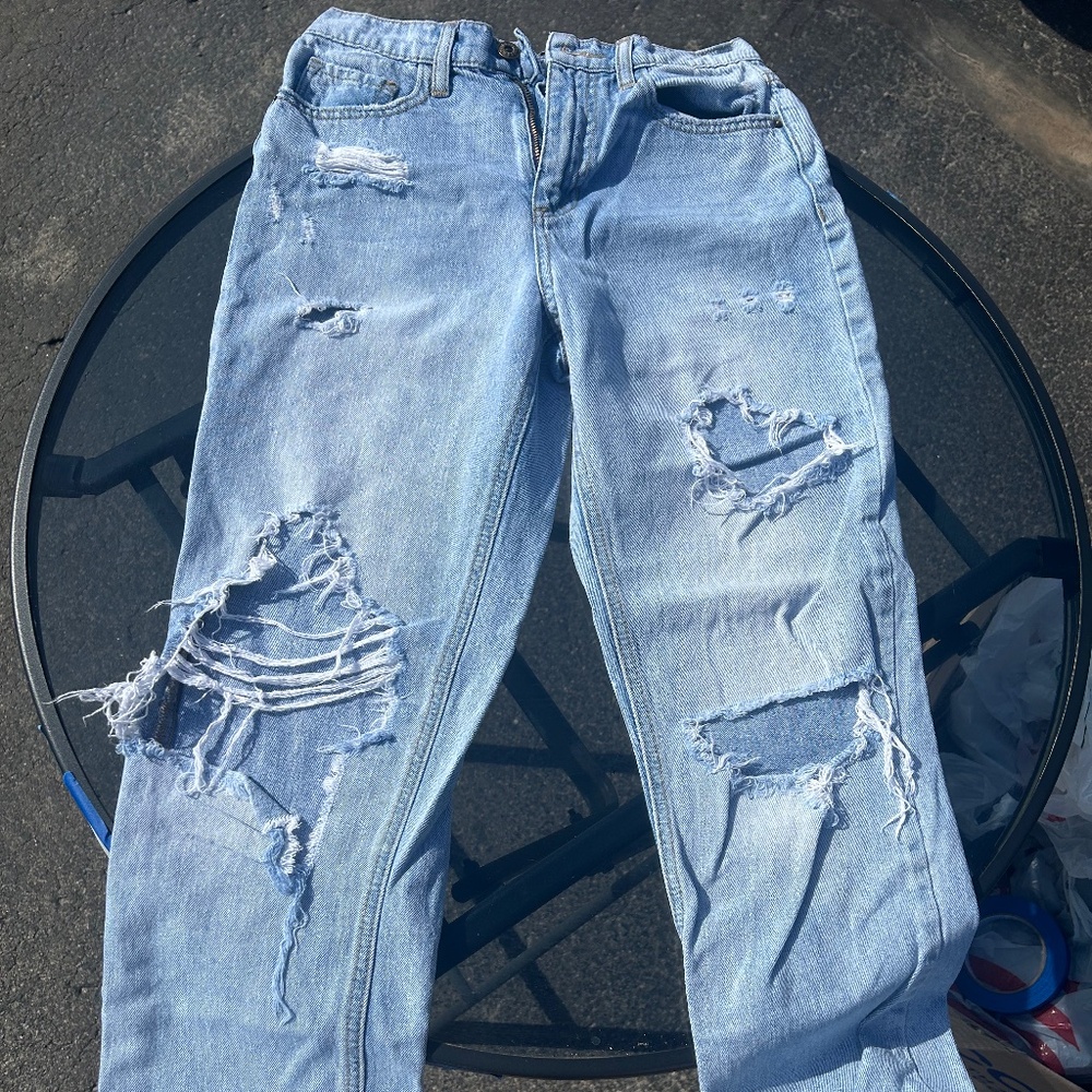 Sneak Peek Jeans